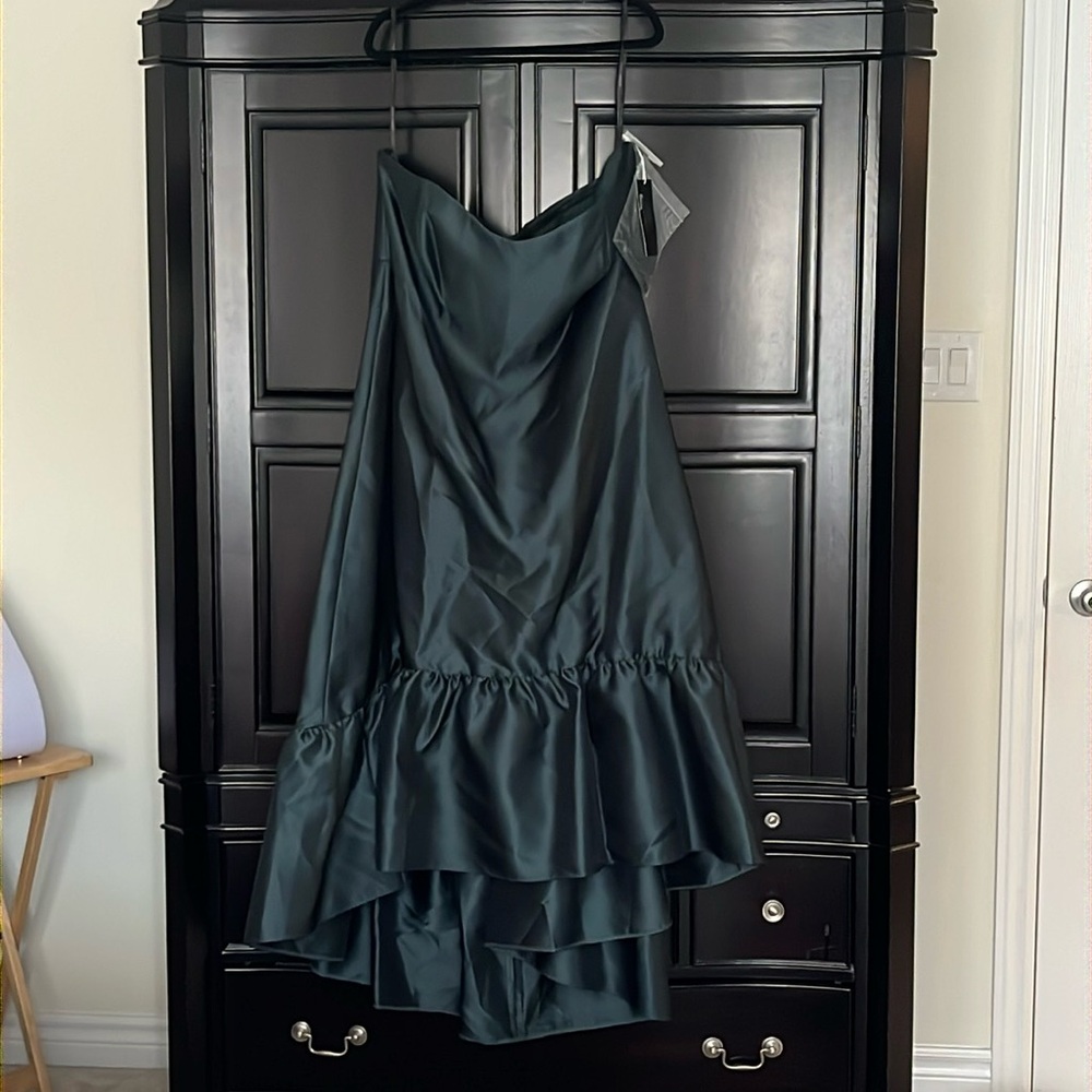 🆕 ALFRED  SUNG Strapless High-Low Ruffle Hem High Low Dress